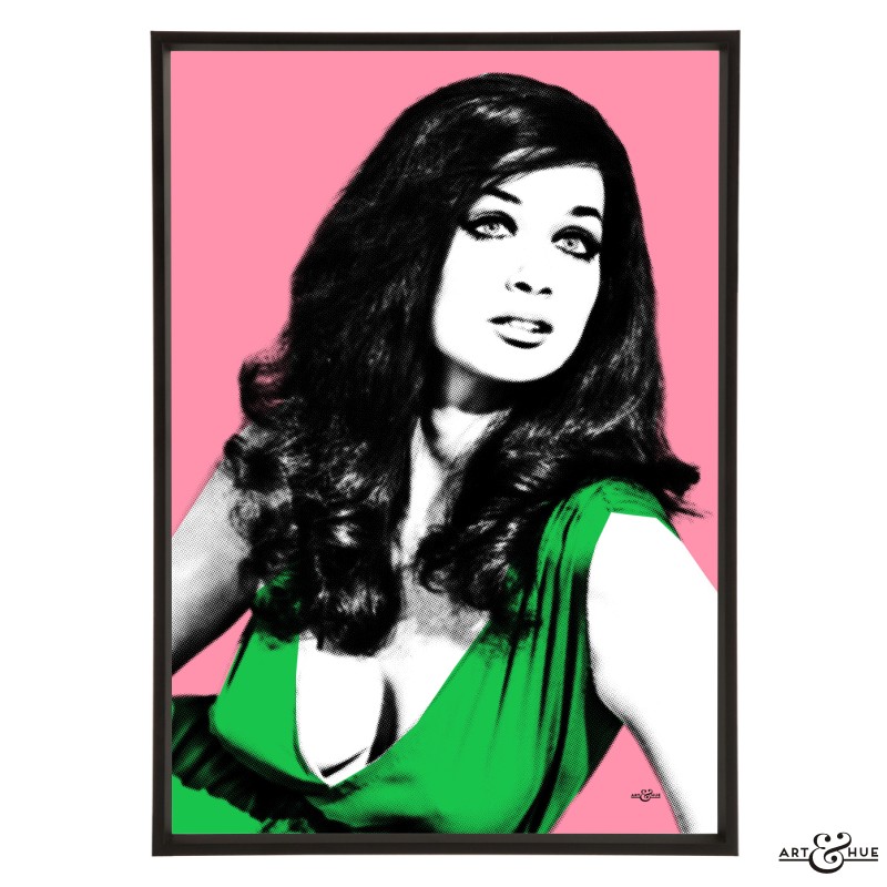 valerie_leon_emerald_thinkpink